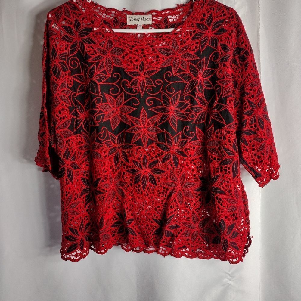 Honey moon lace top 